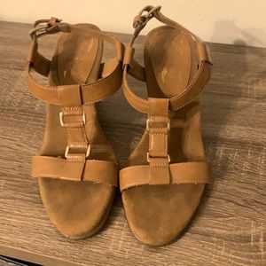 COPY - Aerosols Heel Support Wedges